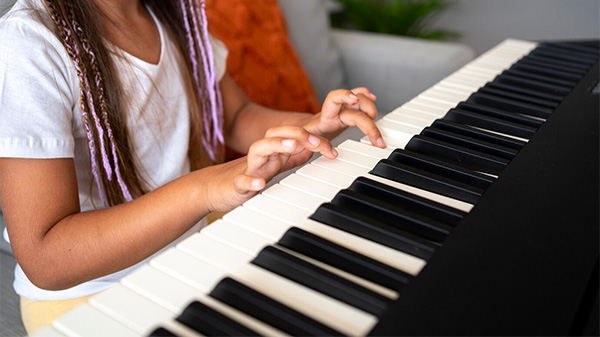miniature_piano.jpg